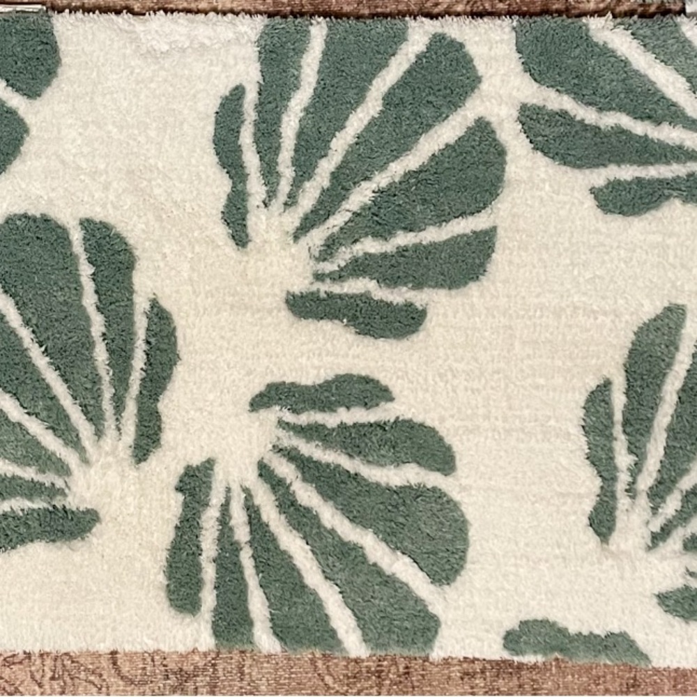 Teal- green and white Shell Design Rugs